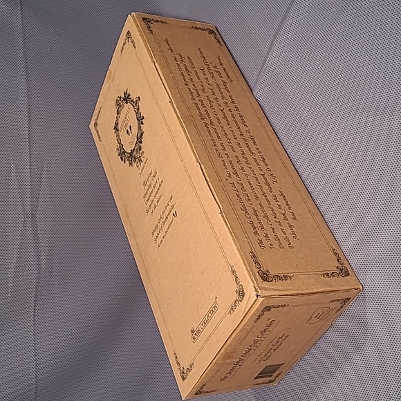 Boyds Collection Yesterdays' Child Molly & Cricket Winged Friends Doll 4924 - Picture 14 of 14